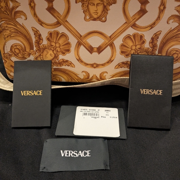 Versace Medusa Barocco Tote Bag - Picture 11 of 16